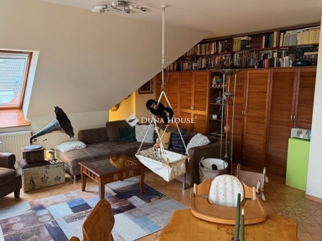 Eladó téglalakás, Kecskeméten 69.9 M Ft, 4 szobás