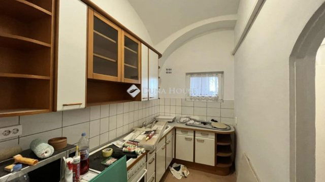 Eladó téglalakás, Kőszegen 23.5 M Ft, 1 szobás