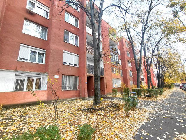 Eladó téglalakás, Tatabányán 42.5 M Ft, 2 szobás