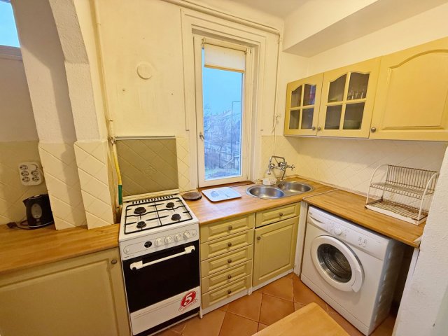 Eladó téglalakás, Debrecenben 64.9 M Ft, 2 szobás