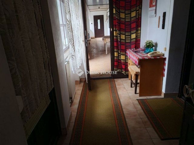 Eladó családi ház, Tótkomlóson 23 M Ft, 2 szobás