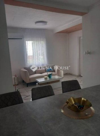 Eladó családi ház, Örkényen 28.9 M Ft, 2 szobás