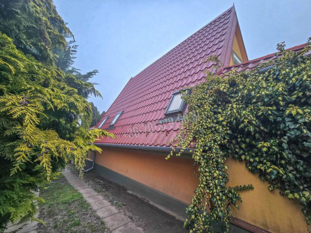 Eladó nyaraló, Fertőhomokon 59.9 M Ft, 1+2 szobás