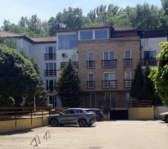 Eladó téglalakás, Tatán 69 M Ft, 3 szobás