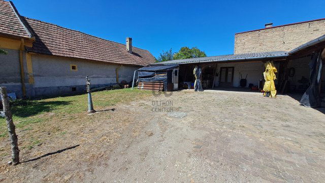 Eladó családi ház, Nagykőrösön, Kecskeméti úton 64.9 M Ft