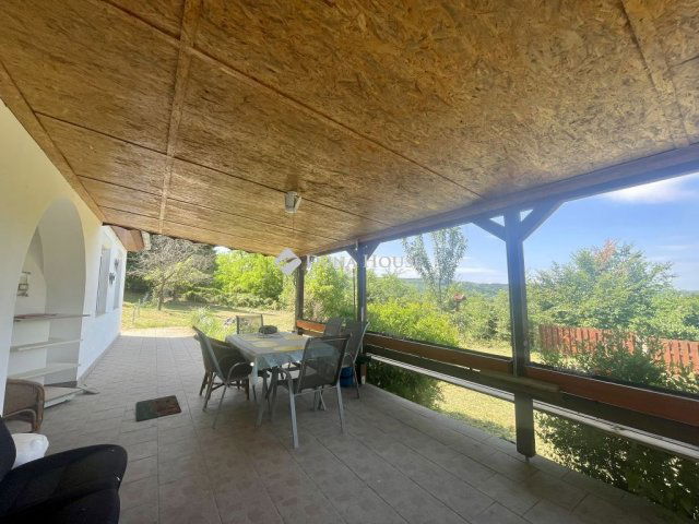 Eladó családi ház, Kurdon 32 M Ft, 4 szobás