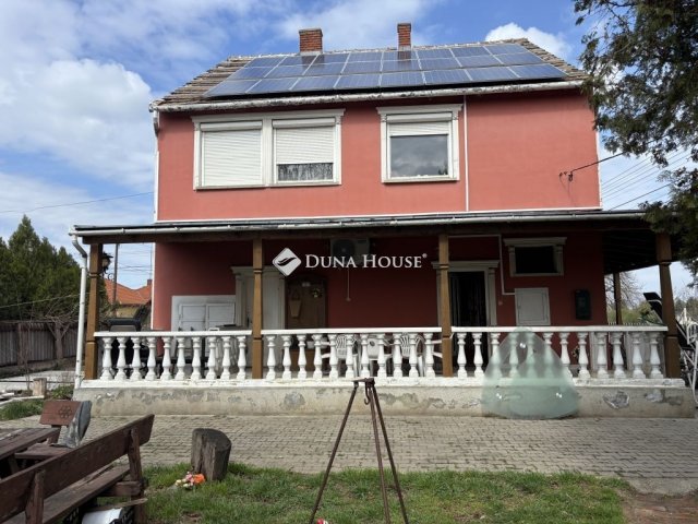 Eladó családi ház, Celldömölkön 45.9 M Ft, 4 szobás