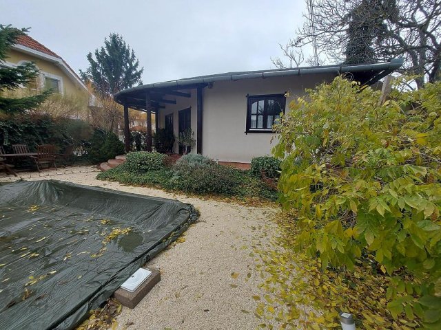 Eladó családi ház, Gödön 149.9 M Ft, 4 szobás