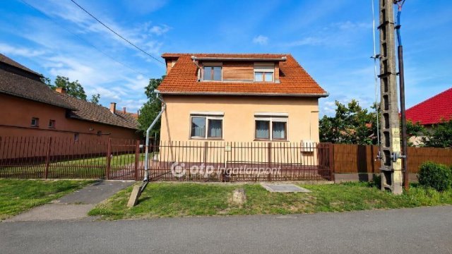 Eladó családi ház, Püspökladányban 64.9 M Ft, 5+1 szobás