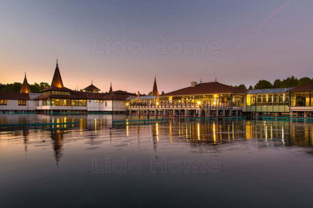 Eladó téglalakás, Hévízen 42 M Ft, 2 szobás