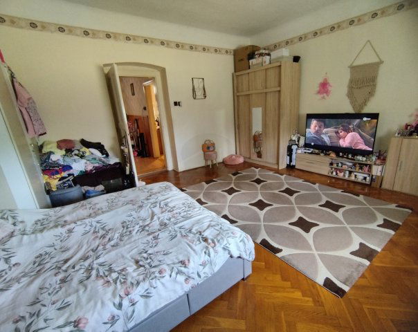 Eladó téglalakás, Lőrinciben 23.5 M Ft, 2+1 szobás