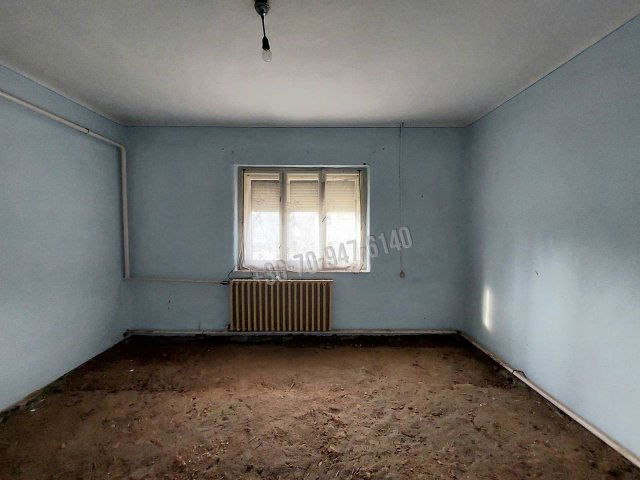 Eladó családi ház, Sarkadon 7.5 M Ft, 2 szobás