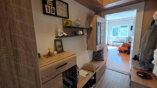 Eladó téglalakás, Szolnokon 34.9 M Ft, 3 szobás