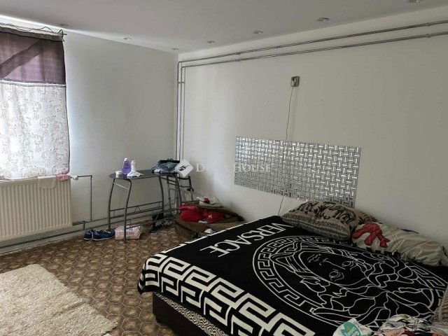 Eladó családi ház, Nagykőrösön 85 M Ft, 6 szobás