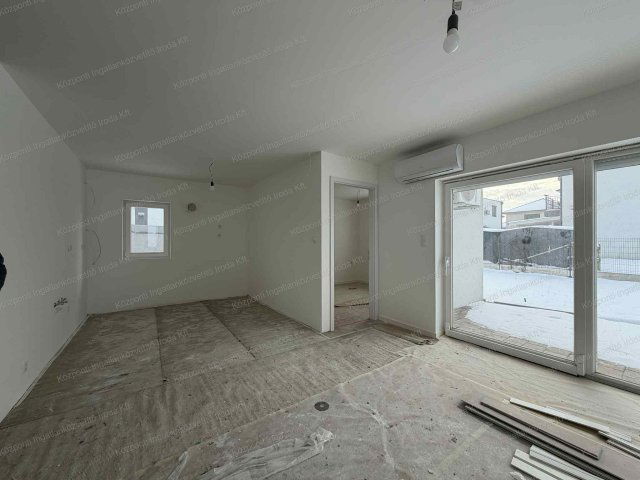 Eladó családi ház, Siófokon 159.9 M Ft, 5 szobás