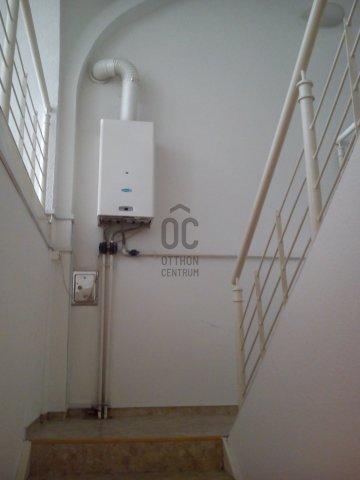 Eladó ipari ingatlan, Budapesten, V. kerületben 245 M Ft