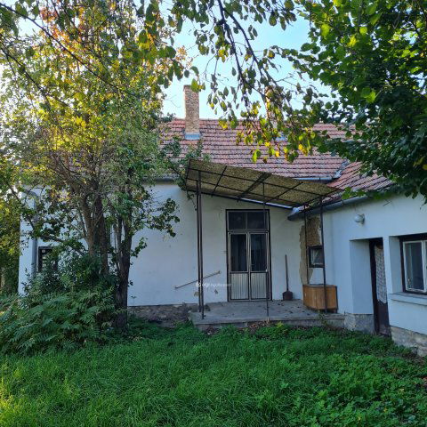 Eladó családi ház, Tapolcán 55 M Ft, 2 szobás