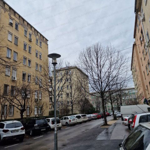 Eladó üzlethelyiség, Budapesten, XI. kerületben 270 M Ft