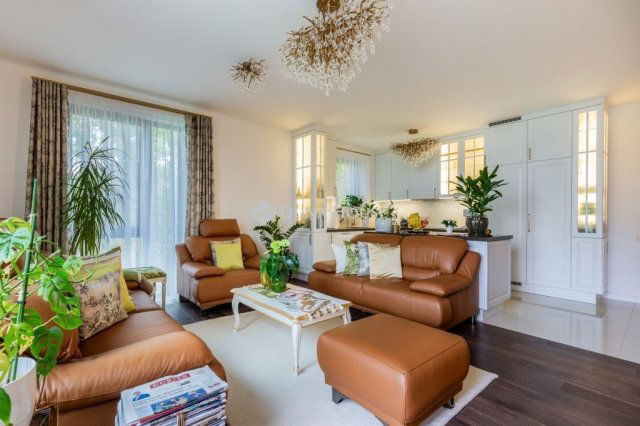 Eladó téglalakás, Budapesten, XII. kerületben 400 M Ft, 4 szobás