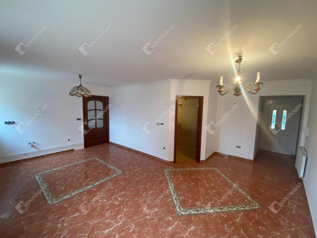 Eladó téglalakás, Mosonmagyaróváron 52.99 M Ft, 2 szobás