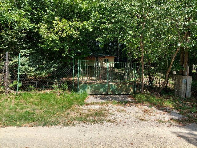 Eladó nyaraló, Pilisszentkereszten 64.9 M Ft, 2+2 szobás