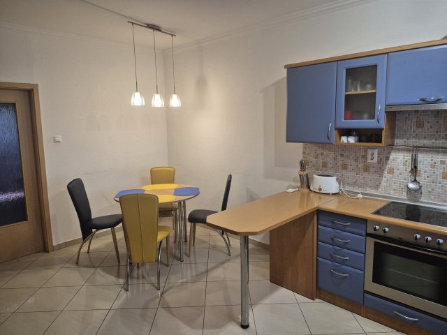 Kiadó téglalakás, albérlet, Debrecenben 250 E Ft / hó, 2 szobás