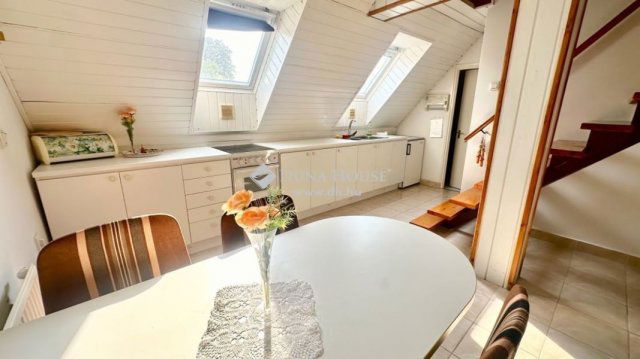 Eladó családi ház, Balatonfenyvesen 430 M Ft, 4 szobás