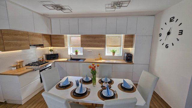 Eladó ikerház, Szigethalmon 117.2 M Ft, 4 szobás