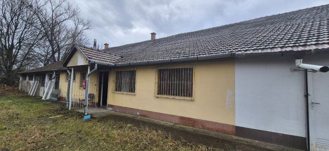 Eladó ipari ingatlan, Budapesten, XXIII. kerületben 69.9 M Ft