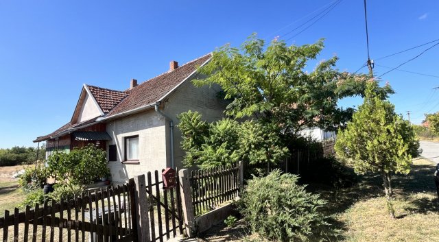 Eladó családi ház, Kötegyánon 5.9 M Ft, 3 szobás