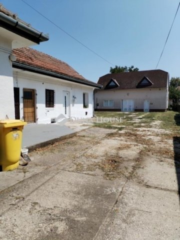 Eladó családi ház, Gyálon 95 M Ft, 1 szobás