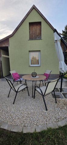 Eladó nyaraló, Dunaújvárosban 28.99 M Ft, 1 szobás