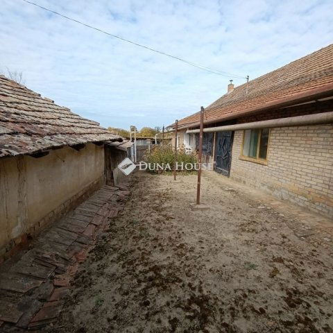 Eladó mezogazdasagi ingatlan, Röszkén 26.5 M Ft, 1 szobás