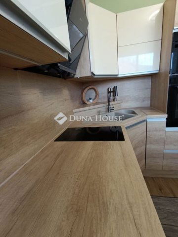 Eladó téglalakás, Mohácson 36 M Ft, 3 szobás