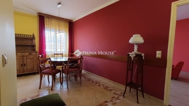 Eladó téglalakás, Kecskeméten 75 M Ft, 2 szobás