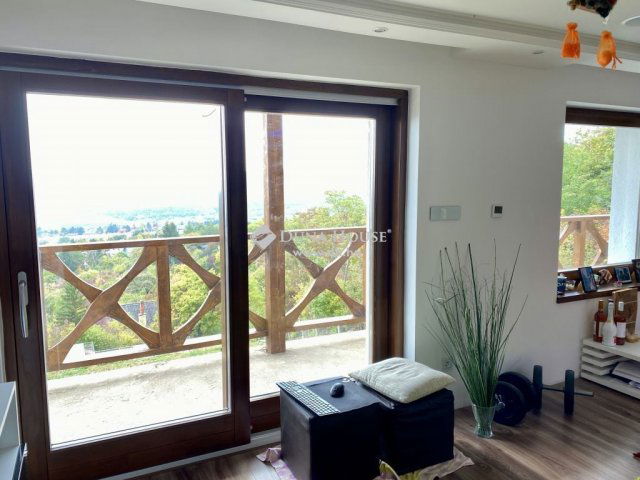 Eladó családi ház, Szentendrén 149 M Ft, 4 szobás