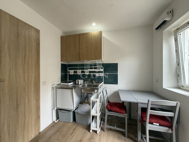 Eladó téglalakás, Budapesten, VIII. kerületben 24.5 M Ft