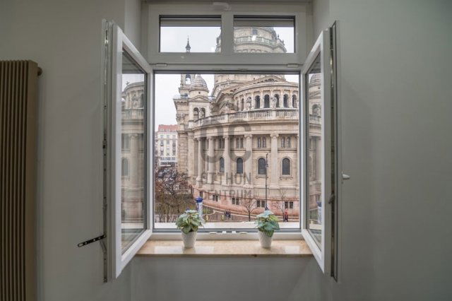 Eladó téglalakás, Budapesten, VI. kerületben 269 M Ft, 3 szobás