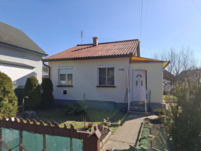 Eladó nyaraló, Hajdúszoboszlón, Rezeda utcában 39.9 M Ft