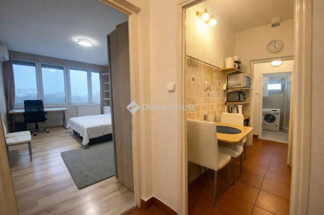 Eladó panellakás, Budapesten, XIV. kerületben 71.5 M Ft, 2 szobás