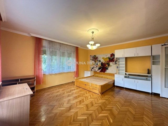 Eladó téglalakás, Budapesten, II. kerületben 109 M Ft, 2 szobás