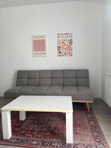 Kiadó téglalakás, albérlet, Pécsett, Barbakán téren, 2 szobás