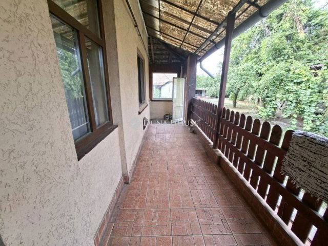 Eladó családi ház, Gádoroson 11.3 M Ft, 2 szobás
