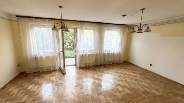 Eladó téglalakás, Pomázon 104 M Ft, 3+1 szobás