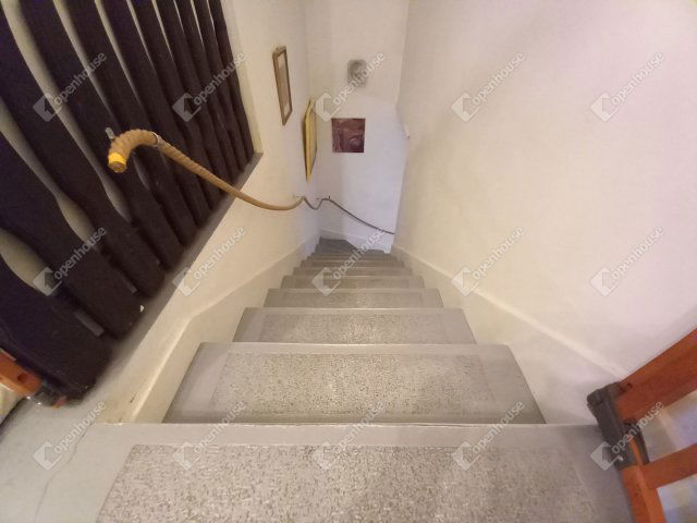 Eladó családi ház, Debrecenben 119 M Ft, 4 szobás