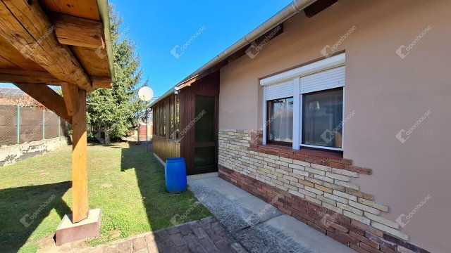 Eladó családi ház, Bocskaikerten 89.4 M Ft, 3 szobás