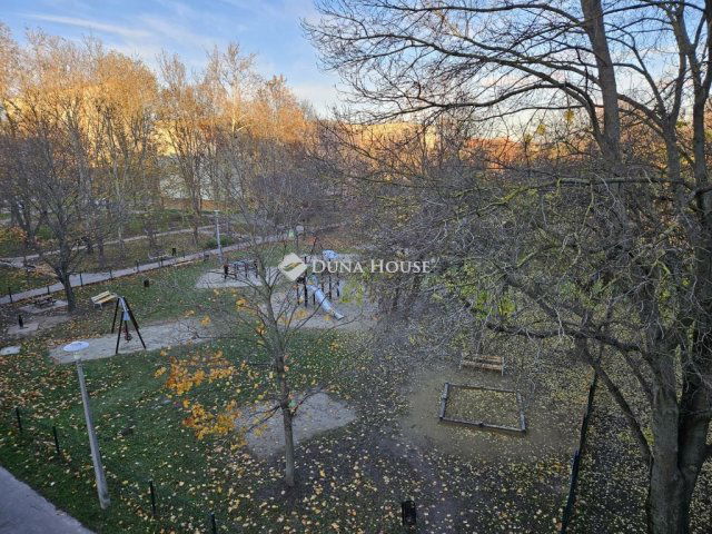 Eladó panellakás, Győrött, Répce utcában 34.9 M Ft, 1 szobás