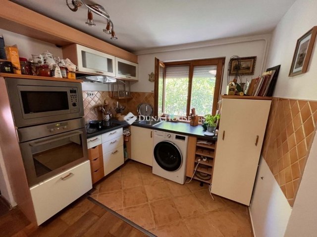 Eladó családi ház, Kecskeméten 75 M Ft, 3 szobás