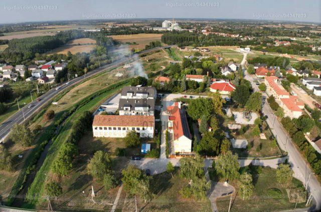 Eladó iroda, Fertőszentmiklóson 138 M Ft / költözzbe.hu
