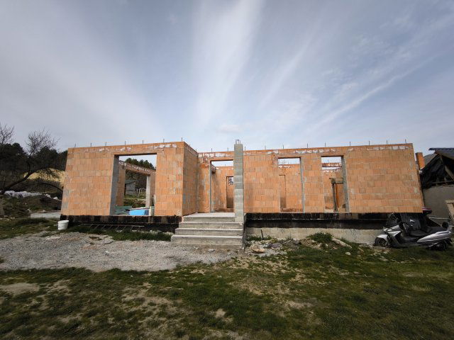 Eladó ikerház, Győrújbaráton 85 M Ft, 4 szobás